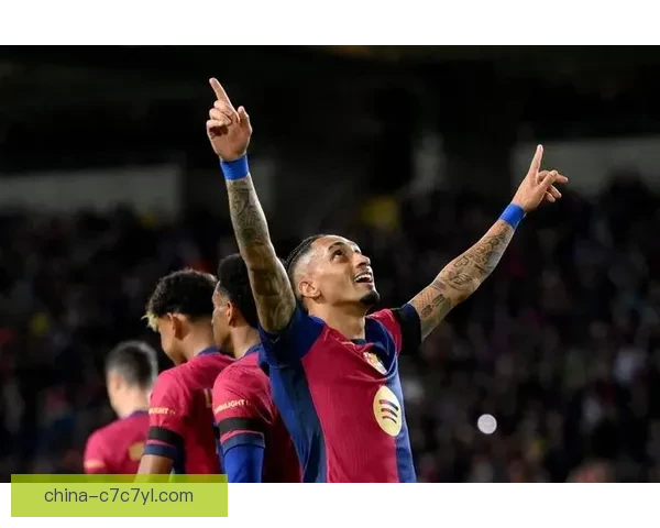 巴萨半场平亚马尔失点拉菲中柱